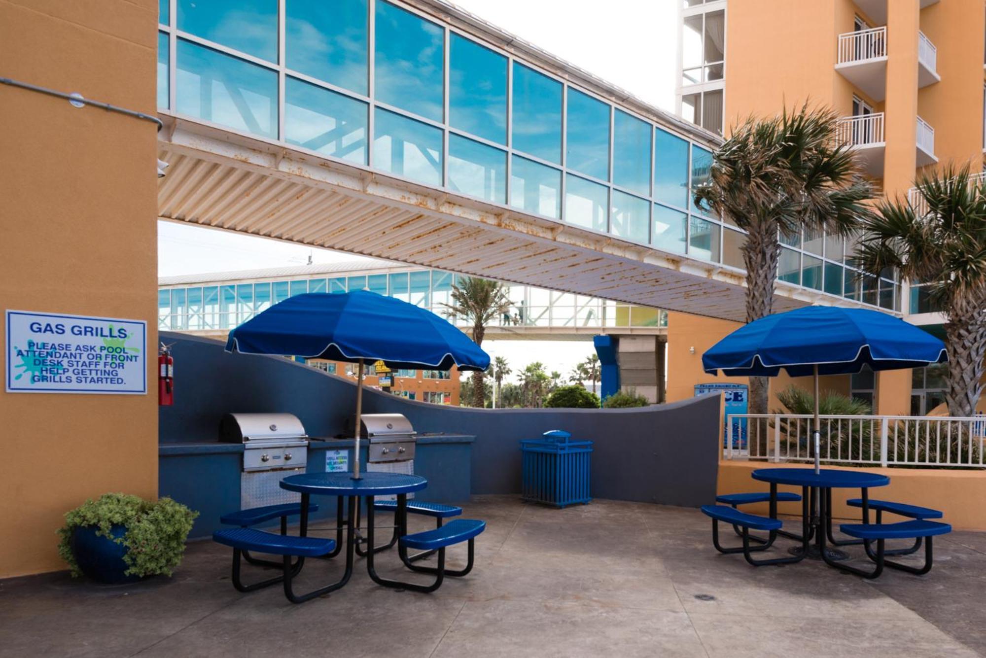 Gulf Front! 2 Bedroom 2 Ba! 11Th Floor Condo + Condo Amenities! Panama City Beach Exterior photo